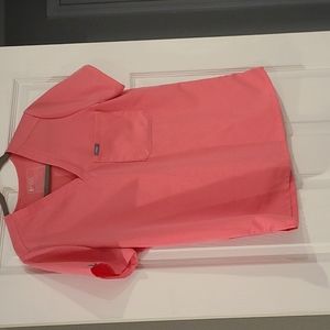 Figs M hot coral catarina Scrub top